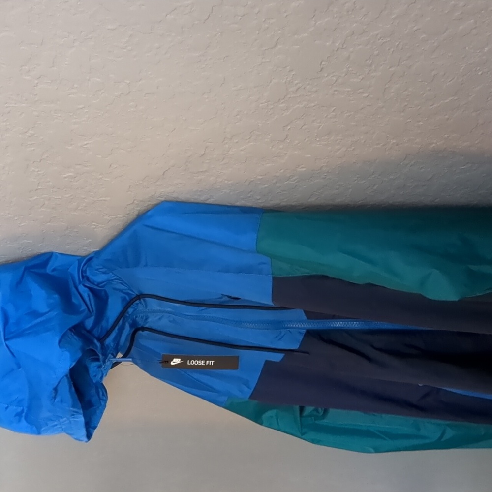Nike Jacket - Picture 3 of 13
